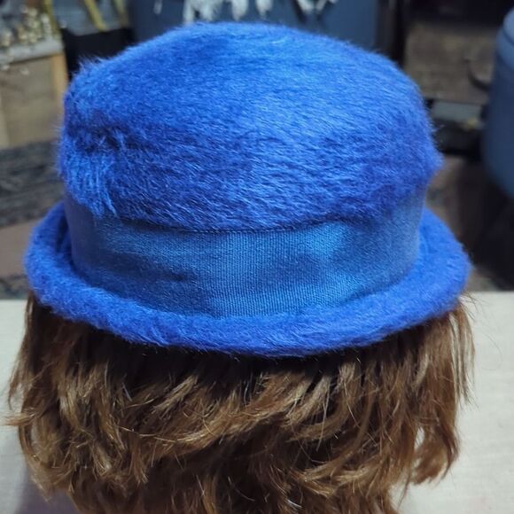 Claude Saint Cyr Paris Vintage Women’s Blue Fur Hat Satin Bow - Picture 4 of 6